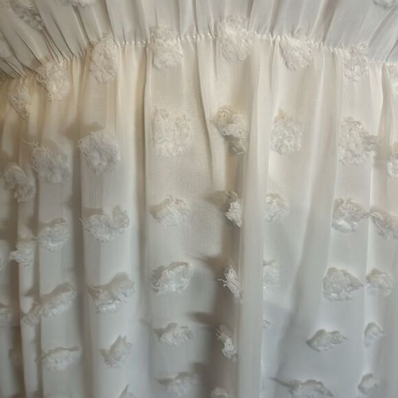 Lulu’s White Halter Belt Dress Feminine Contemporary Event Festival Brand New - Picture 8 of 16